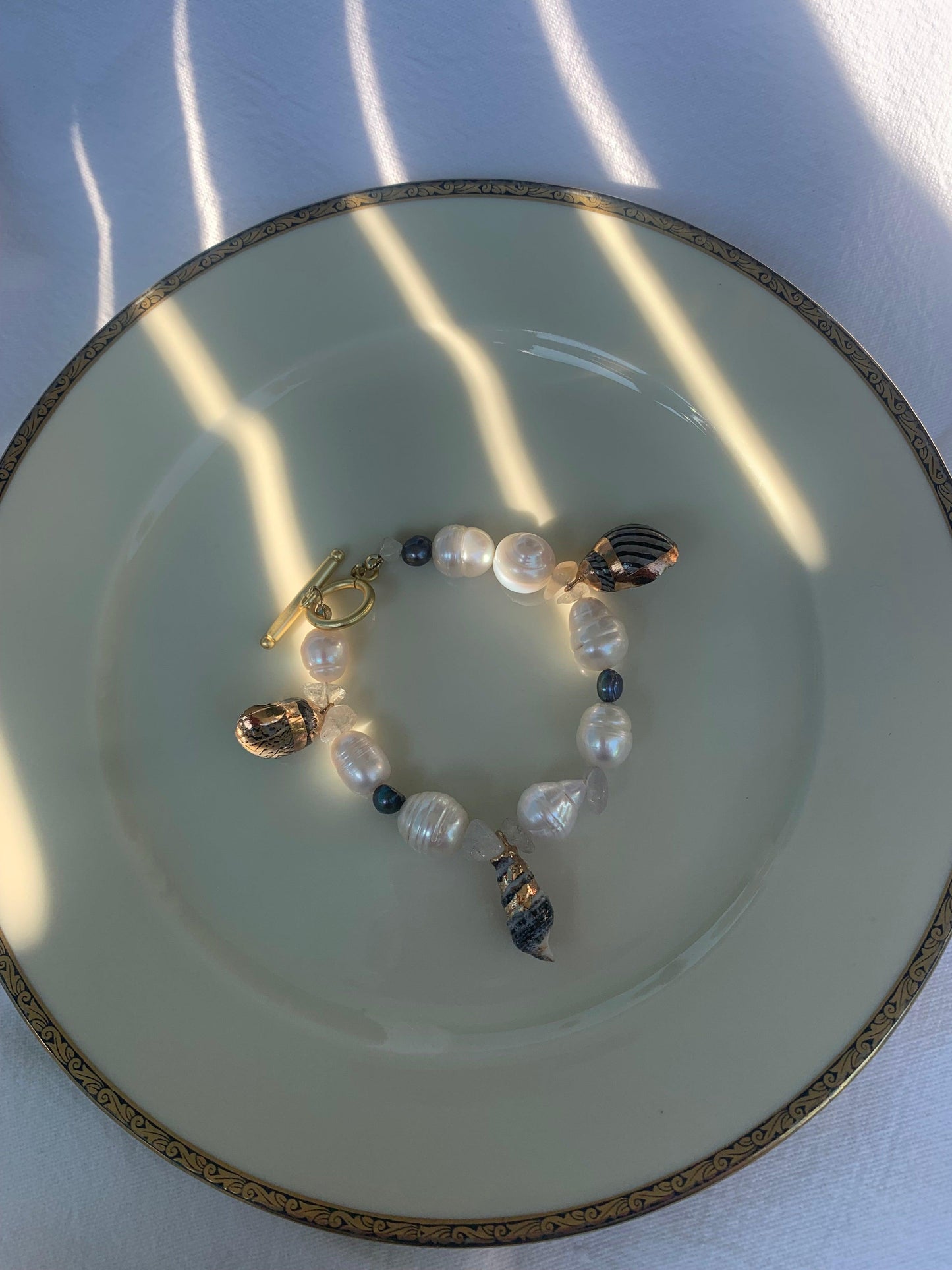 shell jewelry bracelet